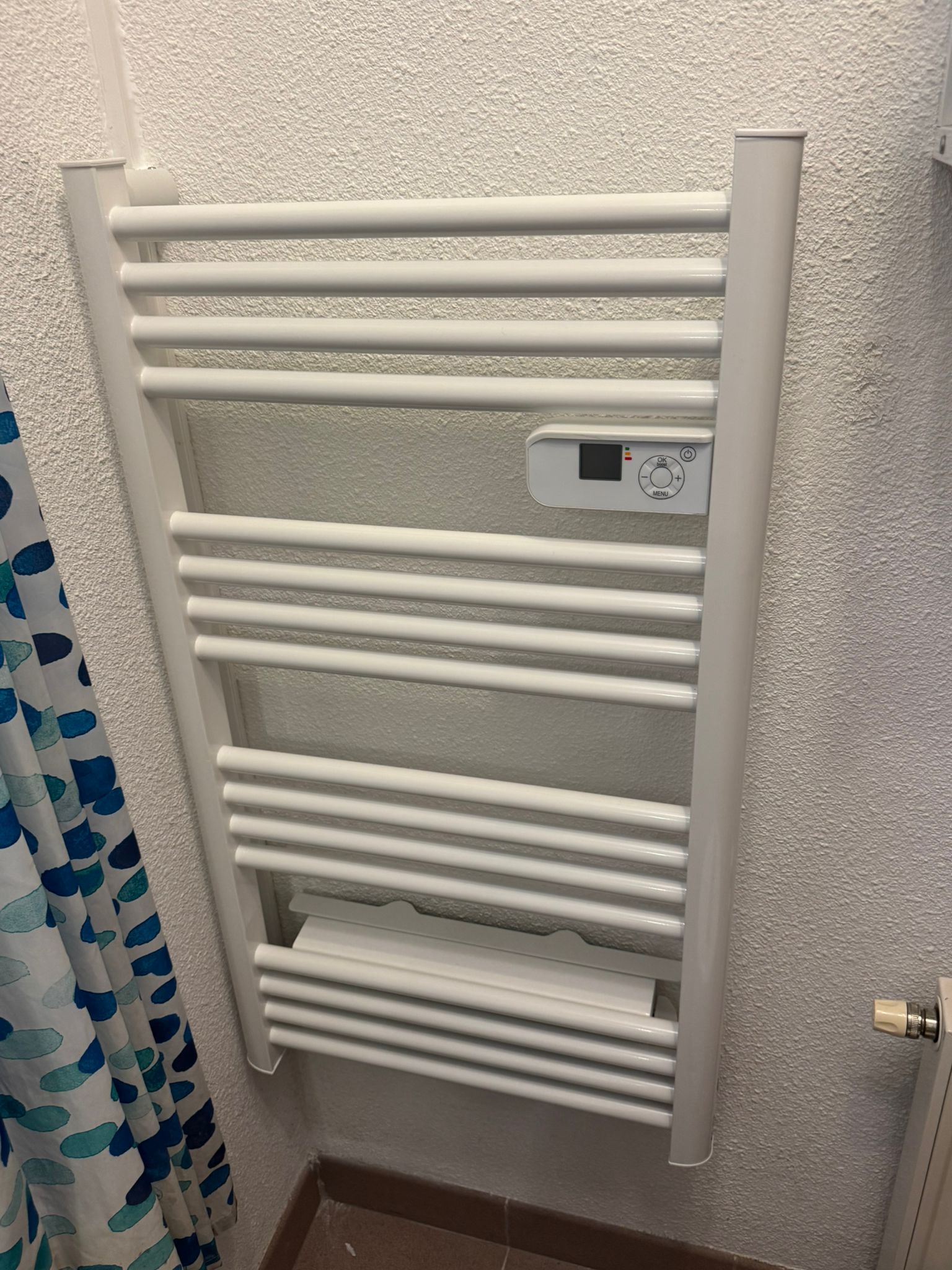 Sèche-serviette électrique