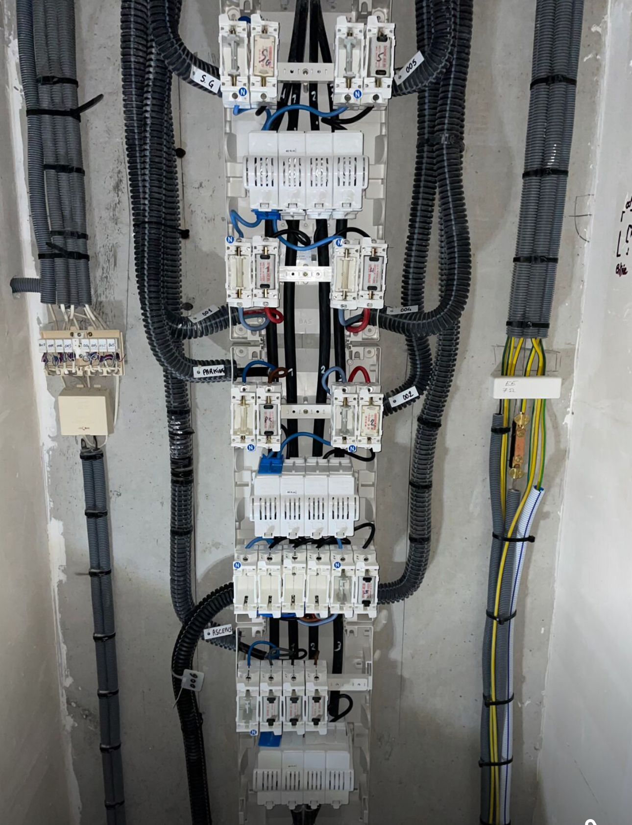 Câblage colonne électrique